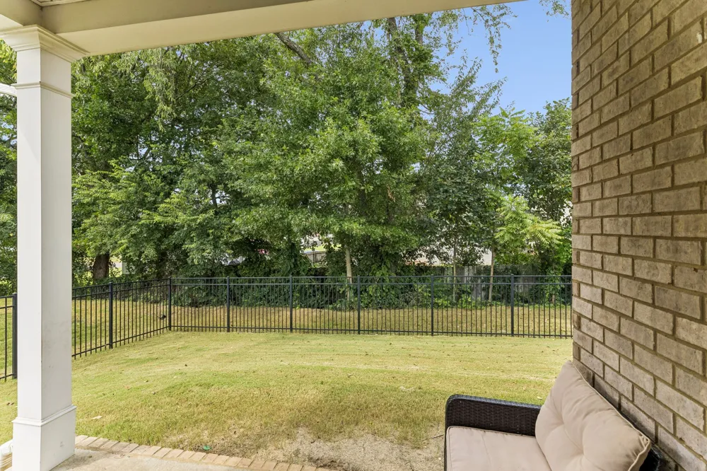 1230 Sylvan Park Dr Spring Hill, TN 37174