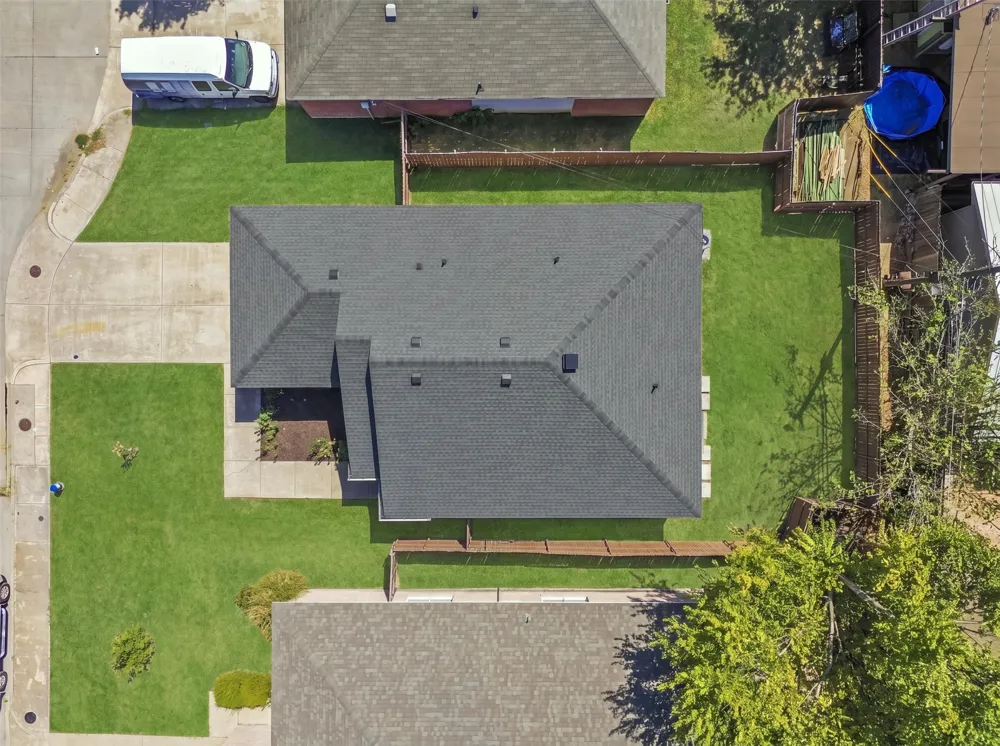 8570 Bearden Lane Dallas, TX 75227