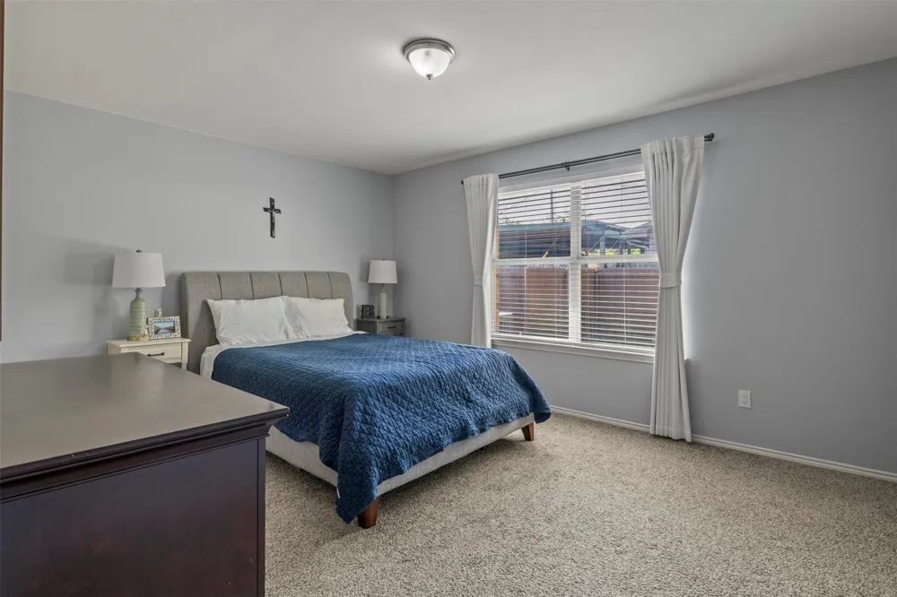 8570 Bearden Lane Dallas, TX 75227