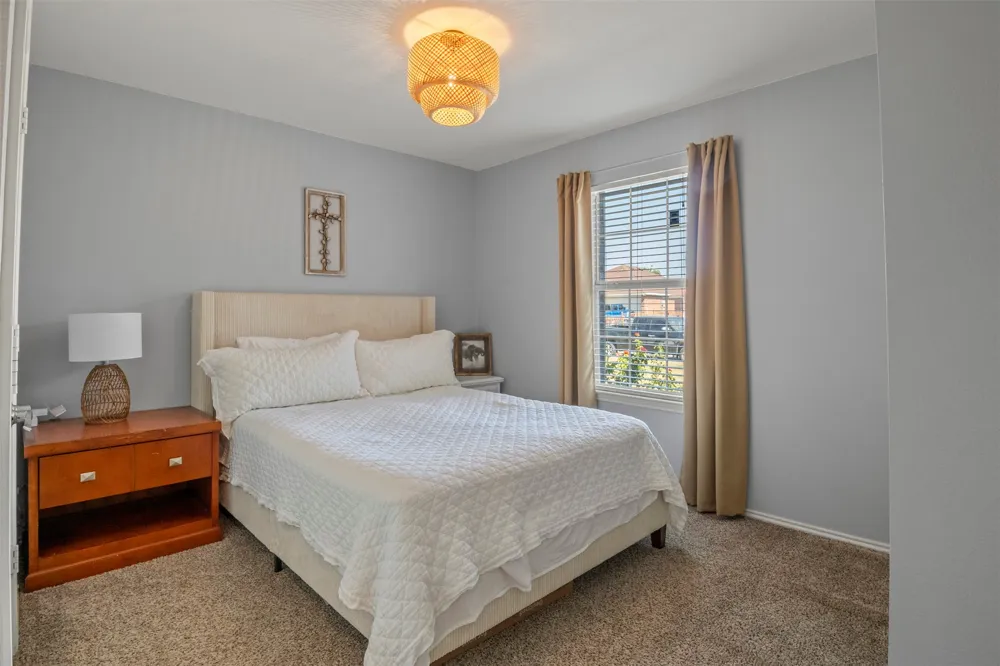 8570 Bearden Lane Dallas, TX 75227