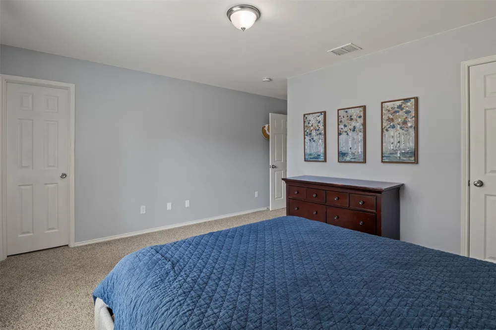 8570 Bearden Lane Dallas, TX 75227