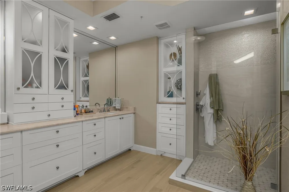 Waterford Drive #103 Naples, FL 34113