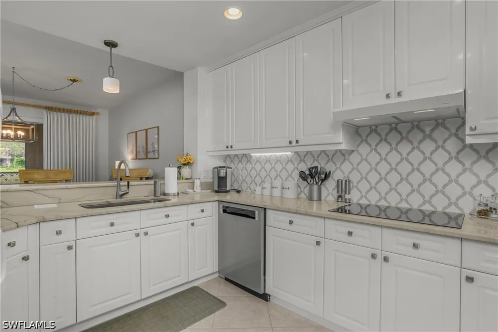 Waterford Drive #103 Naples, FL 34113