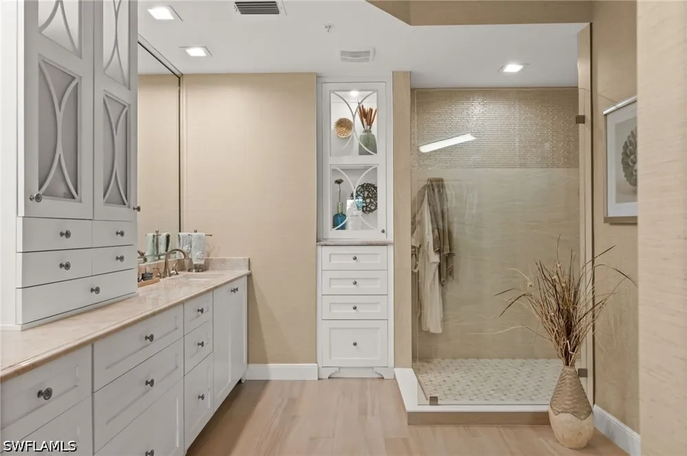Waterford Drive #103 Naples, FL 34113