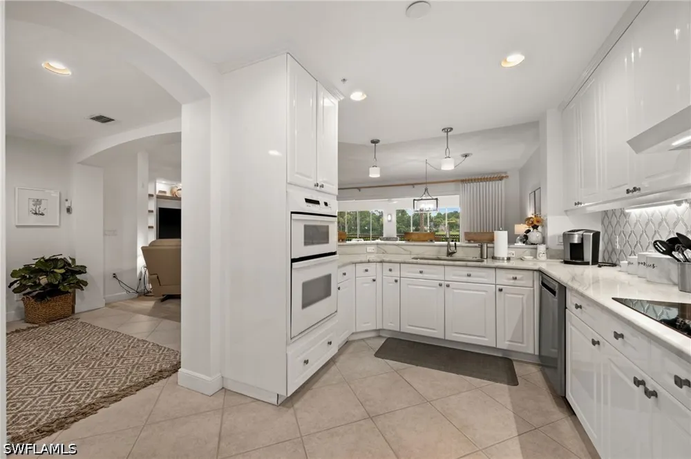 Waterford Drive #103 Naples, FL 34113
