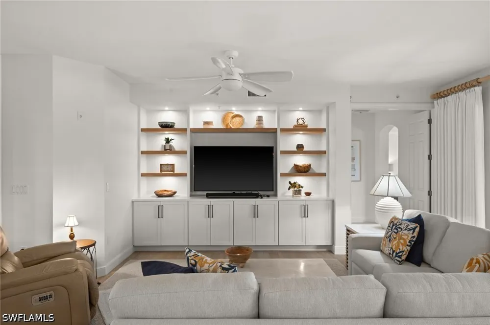 Waterford Drive #103 Naples, FL 34113
