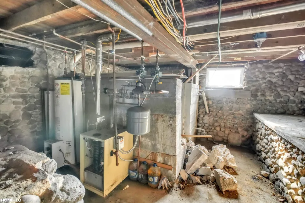 3818 E Hammell Beach Road Whitney Township, MI 48703