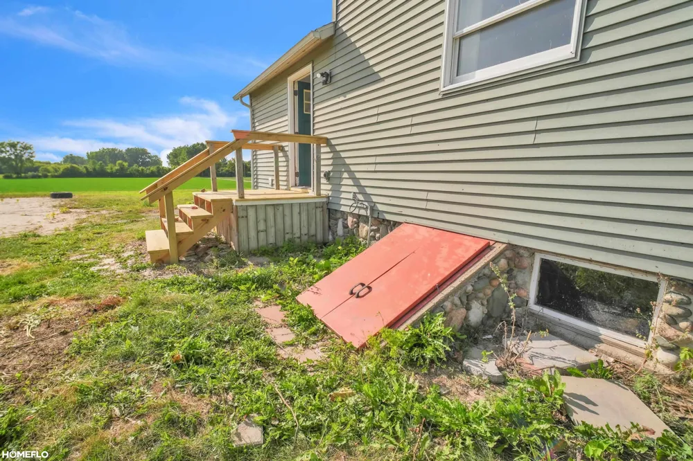 3818 E Hammell Beach Road Whitney Township, MI 48703