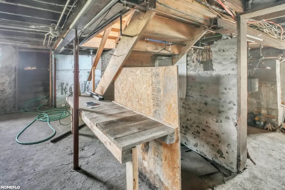 3818 E Hammell Beach Road Whitney Township, MI 48703