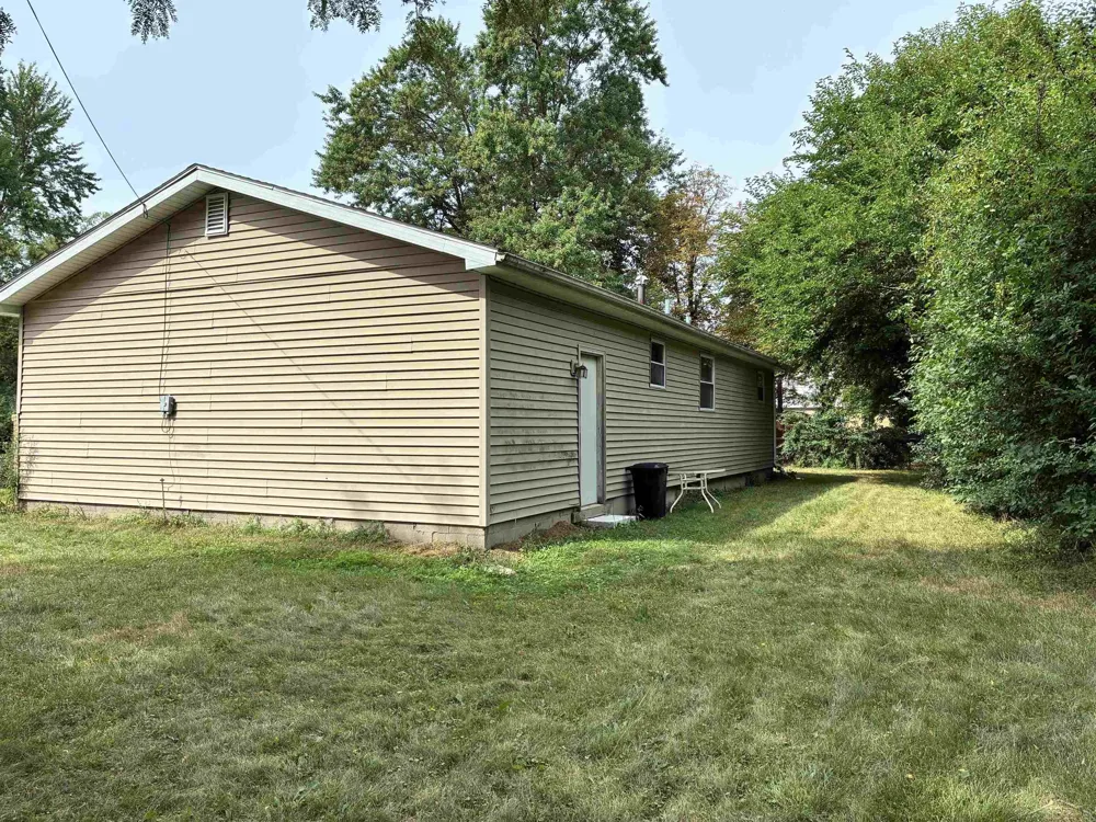 2619 Needham Street Saginaw City, MI 48601