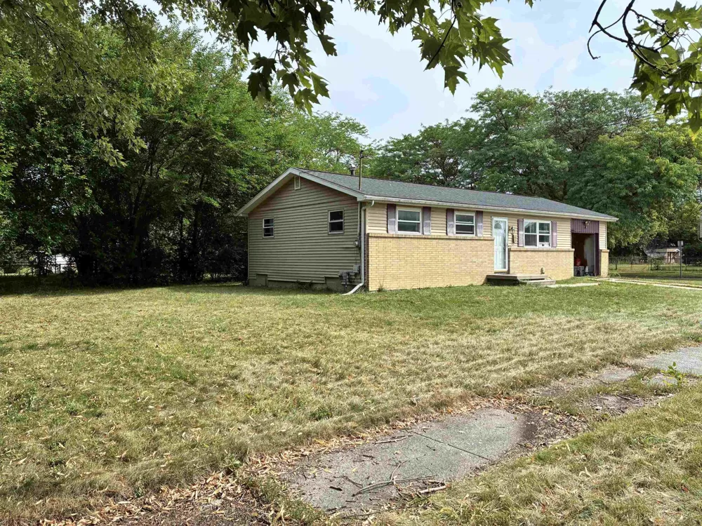 2619 Needham Street Saginaw City, MI 48601