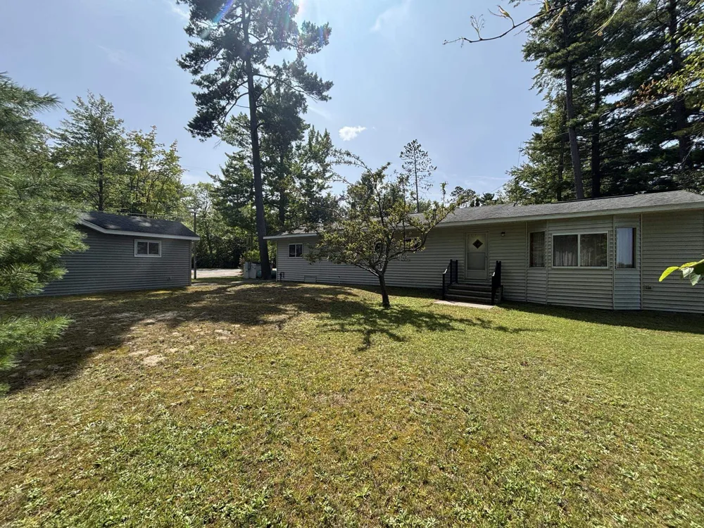 14438 Williams Drive Elk Rapids Township, MI 49629