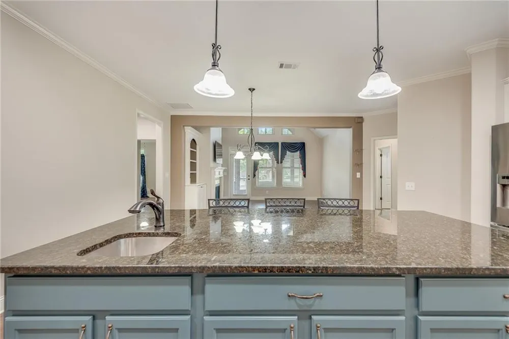 2785 Middlecreek Way Cumming, GA 30041