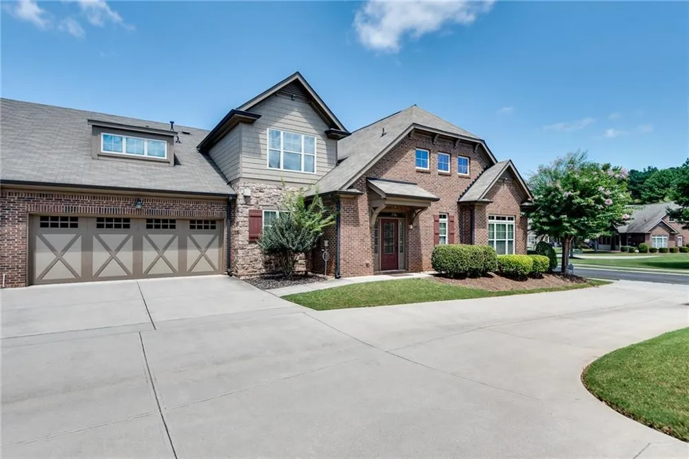 2785 Middlecreek Way Cumming, GA 30041
