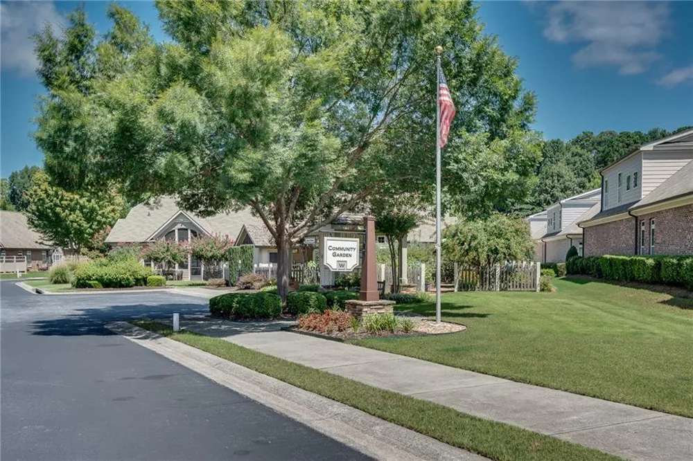 2785 Middlecreek Way Cumming, GA 30041