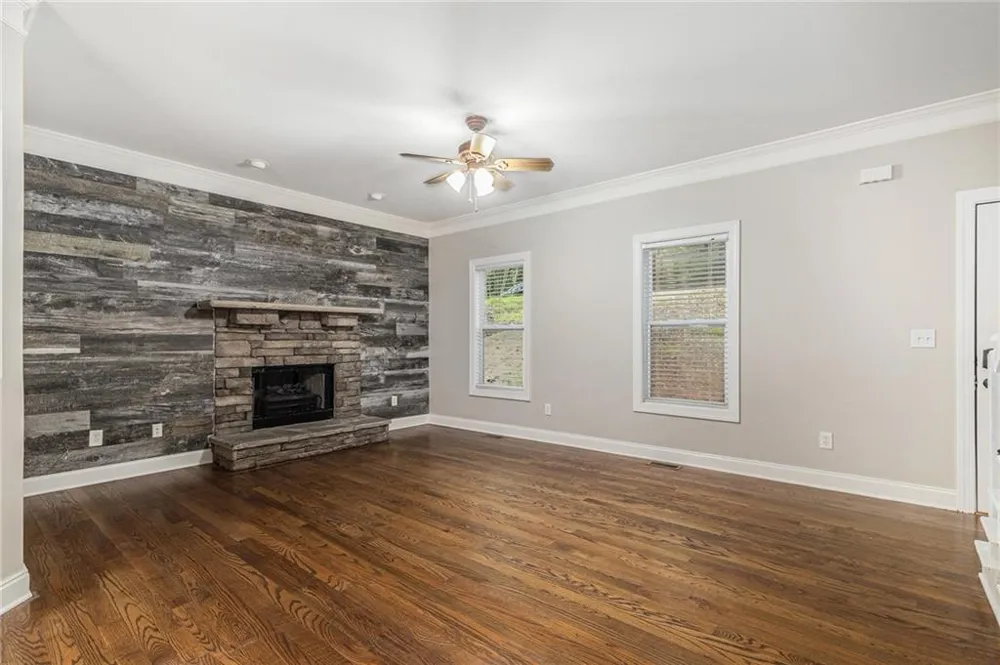 189 Pinebrook Drive Waleska, GA 30183
