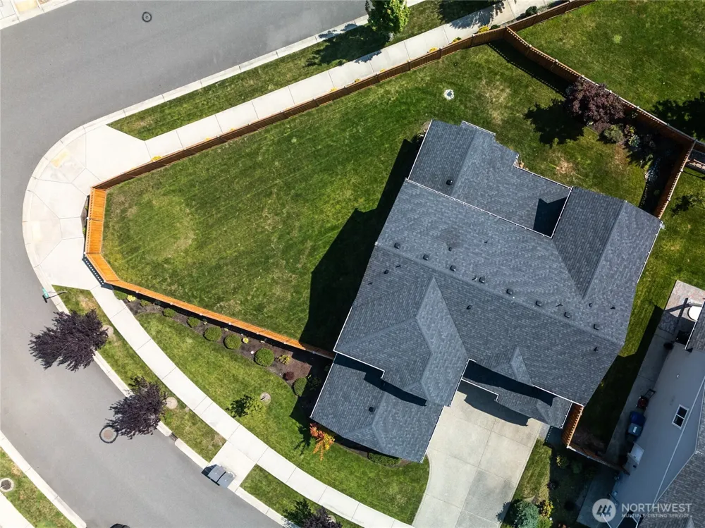 19538 136th Street E Bonney Lake, WA 98391