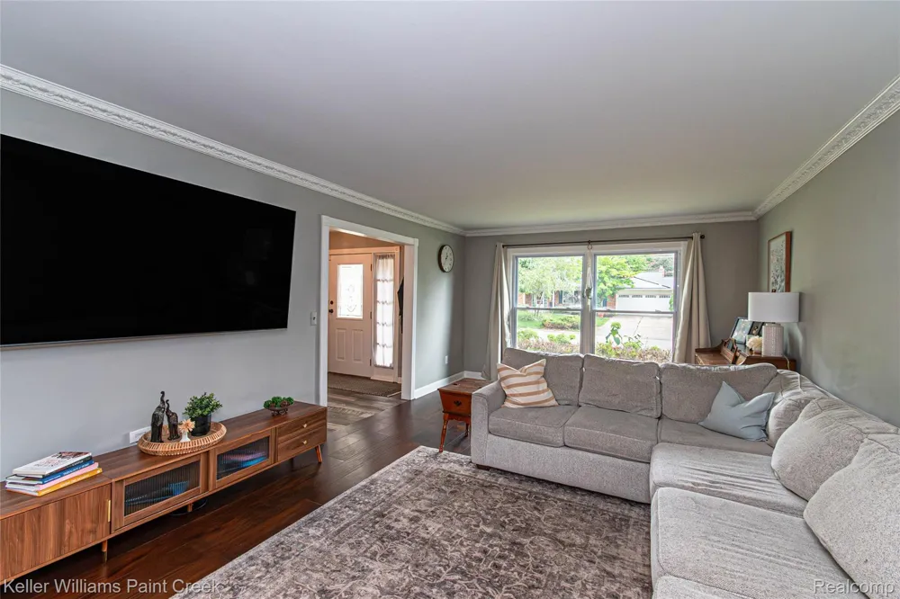 29859 Club House Lane Farmington Hills City, MI 48334