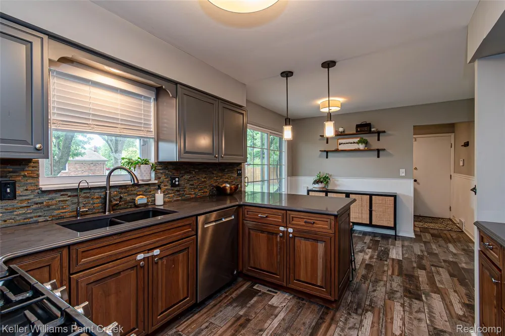 29859 Club House Lane Farmington Hills City, MI 48334
