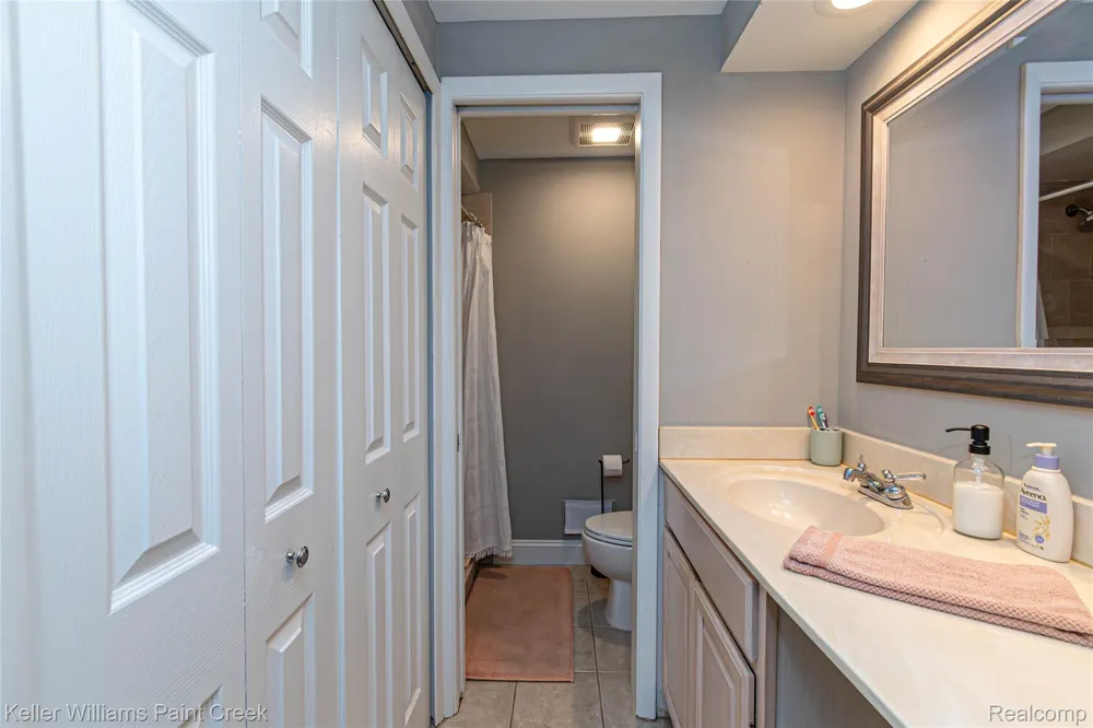 29859 Club House Lane Farmington Hills City, MI 48334