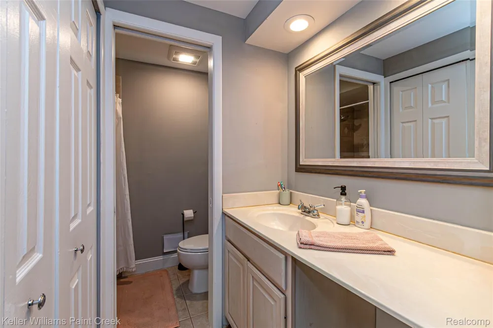29859 Club House Lane Farmington Hills City, MI 48334