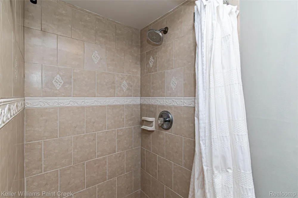 29859 Club House Lane Farmington Hills City, MI 48334