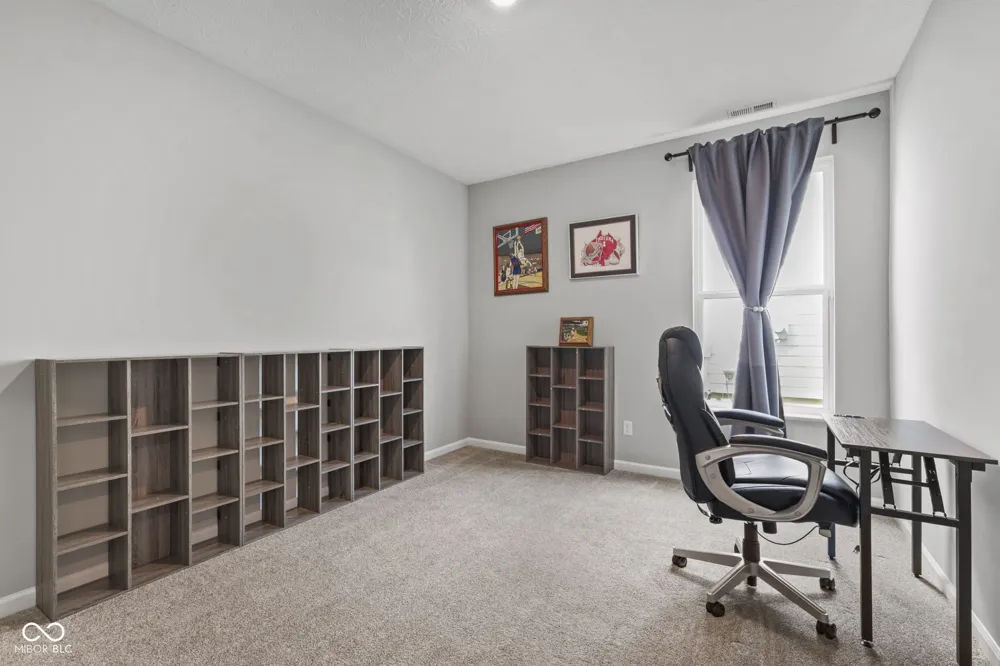 2537 Riviera Place Greenwood, IN 46143
