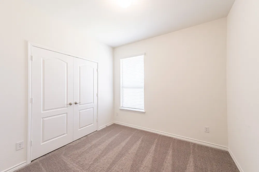 2701 Webb Avenue Aubrey, TX 76227