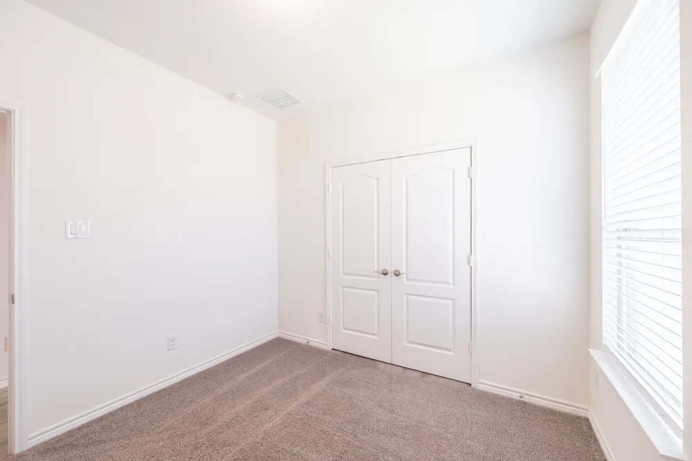 2701 Webb Avenue Aubrey, TX 76227