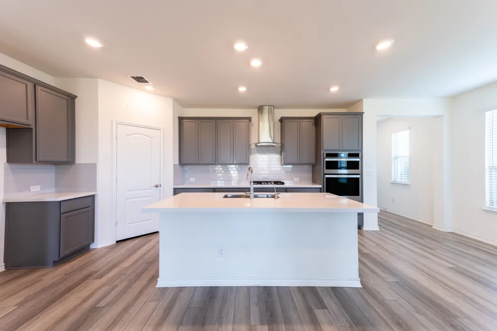 2701 Webb Avenue Aubrey, TX 76227