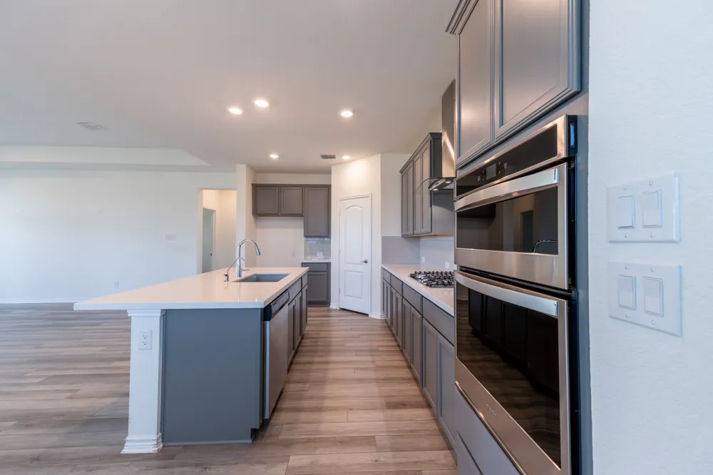 2701 Webb Avenue Aubrey, TX 76227