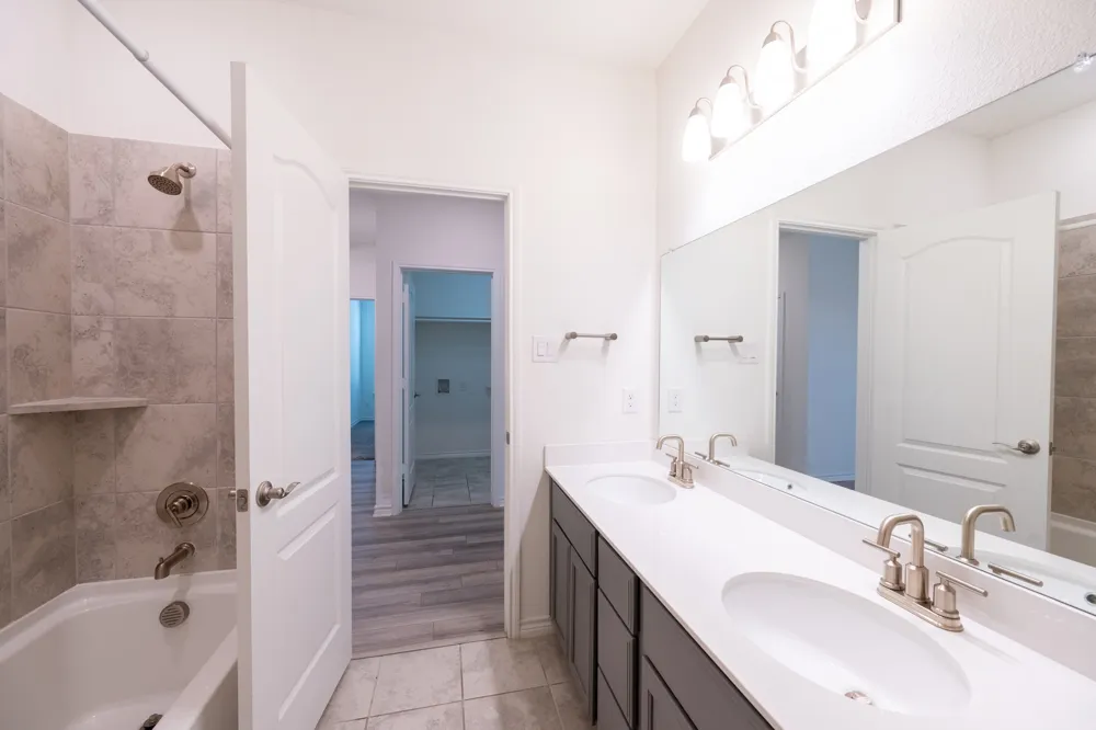 2701 Webb Avenue Aubrey, TX 76227