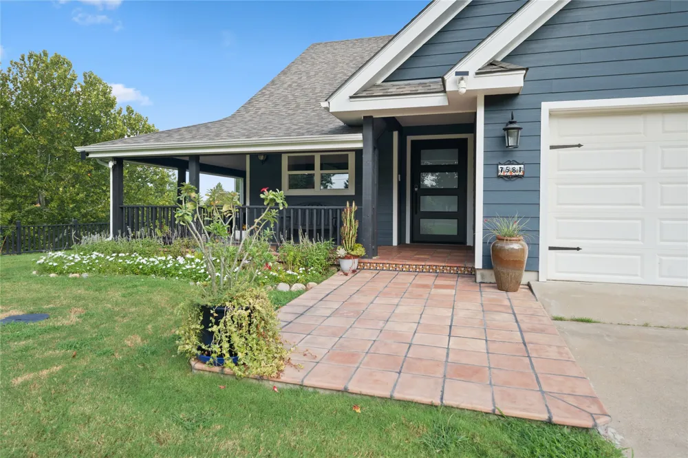 7581 E Lake Drive Murchison, TX 75778
