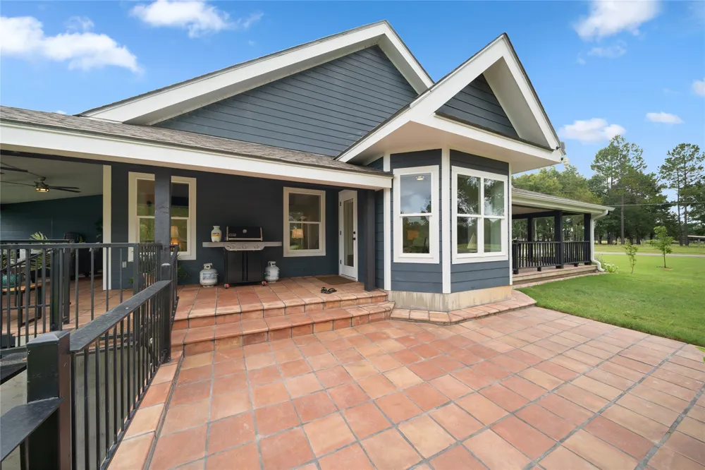 7581 E Lake Drive Murchison, TX 75778