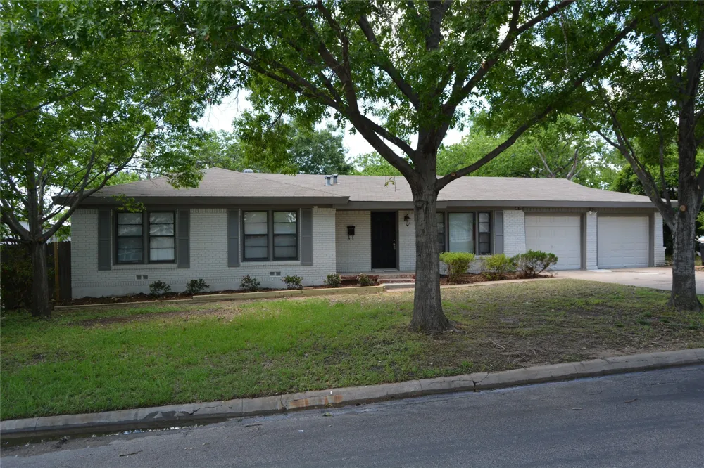 4117 Carma Drive North Richland Hills, TX 76180