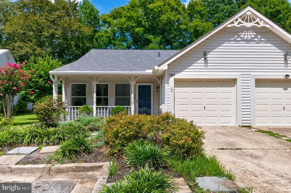 924 SHIPMASTER COURT Annapolis, MD 21401