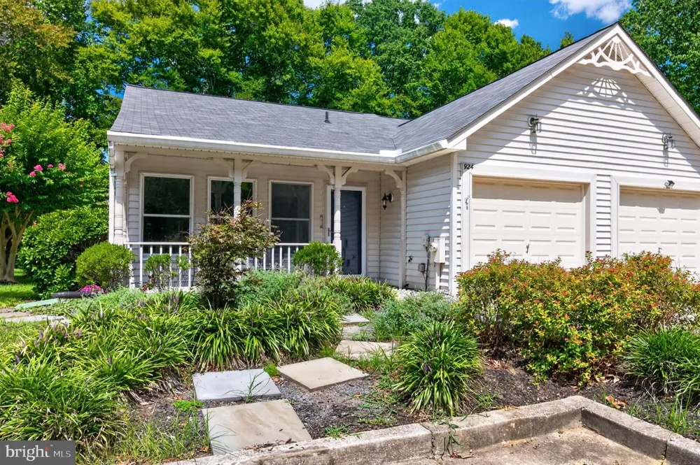 924 SHIPMASTER COURT Annapolis, MD 21401