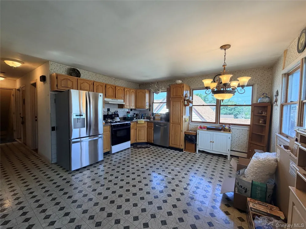 2851 Wilson Avenue Bellmore, NY 11710