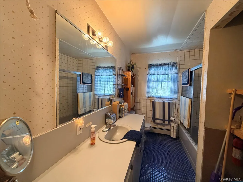 2851 Wilson Avenue Bellmore, NY 11710