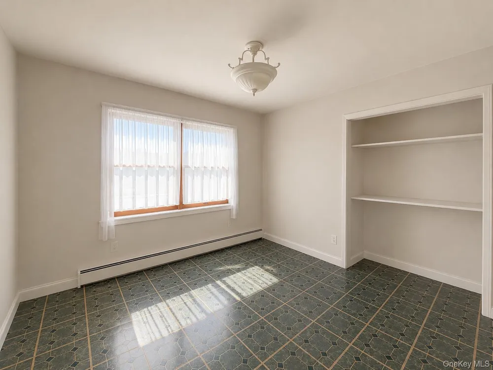 2851 Wilson Avenue Bellmore, NY 11710