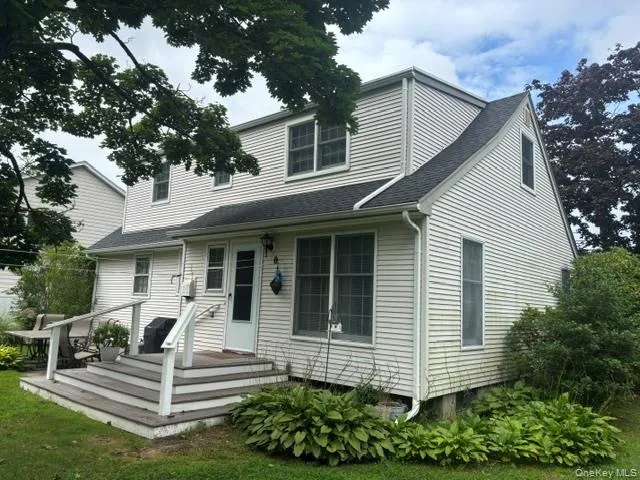 363 3rd Avenue Bayport, NY 11705