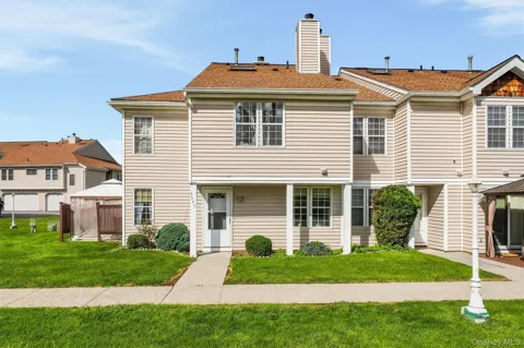 3409 Whispering Hills