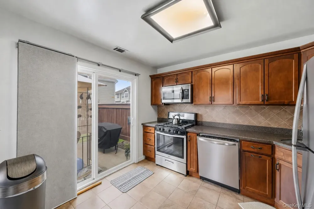 3409 Whispering Hills Chester, NY 10918