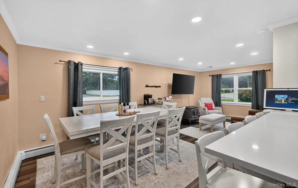 178 Montrose Drive Port Jefferson Station, NY 11776