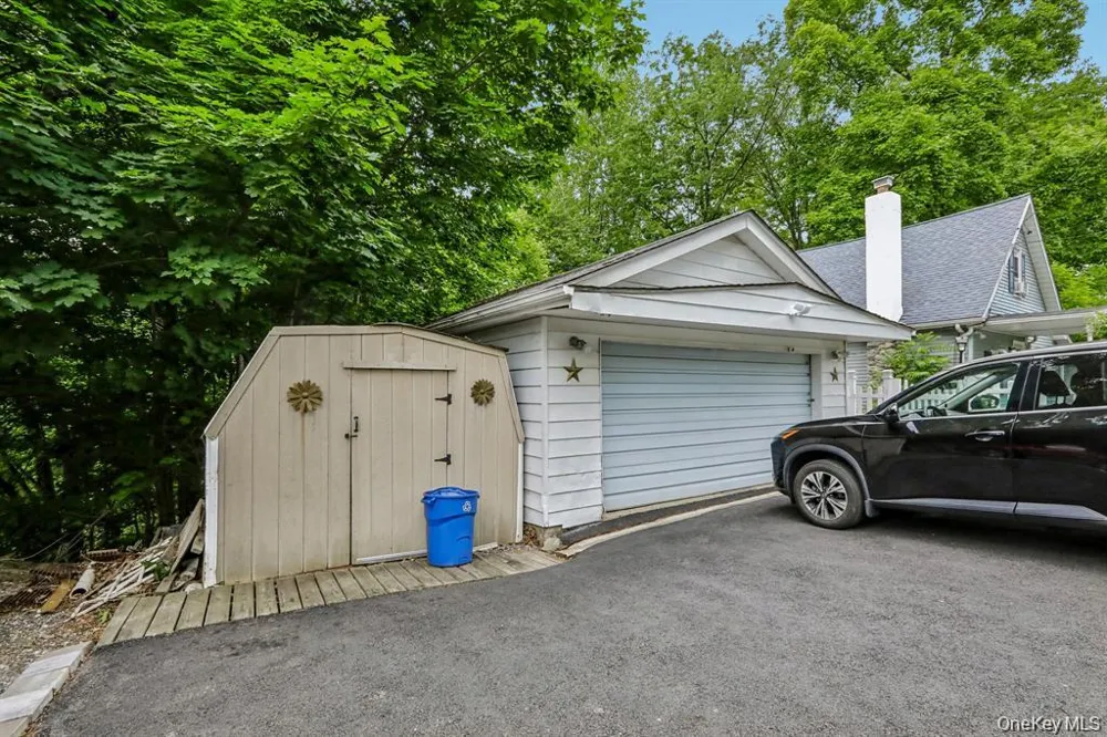 25 E Croton Drive Carmel, NY 10512