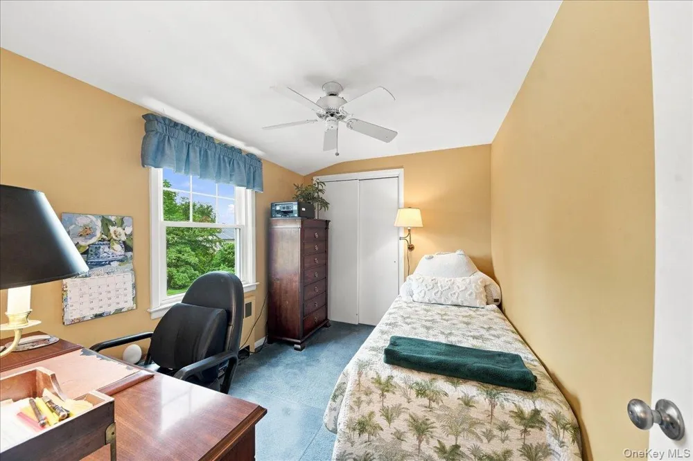332 Kelly Street Hawthorne, NY 10532