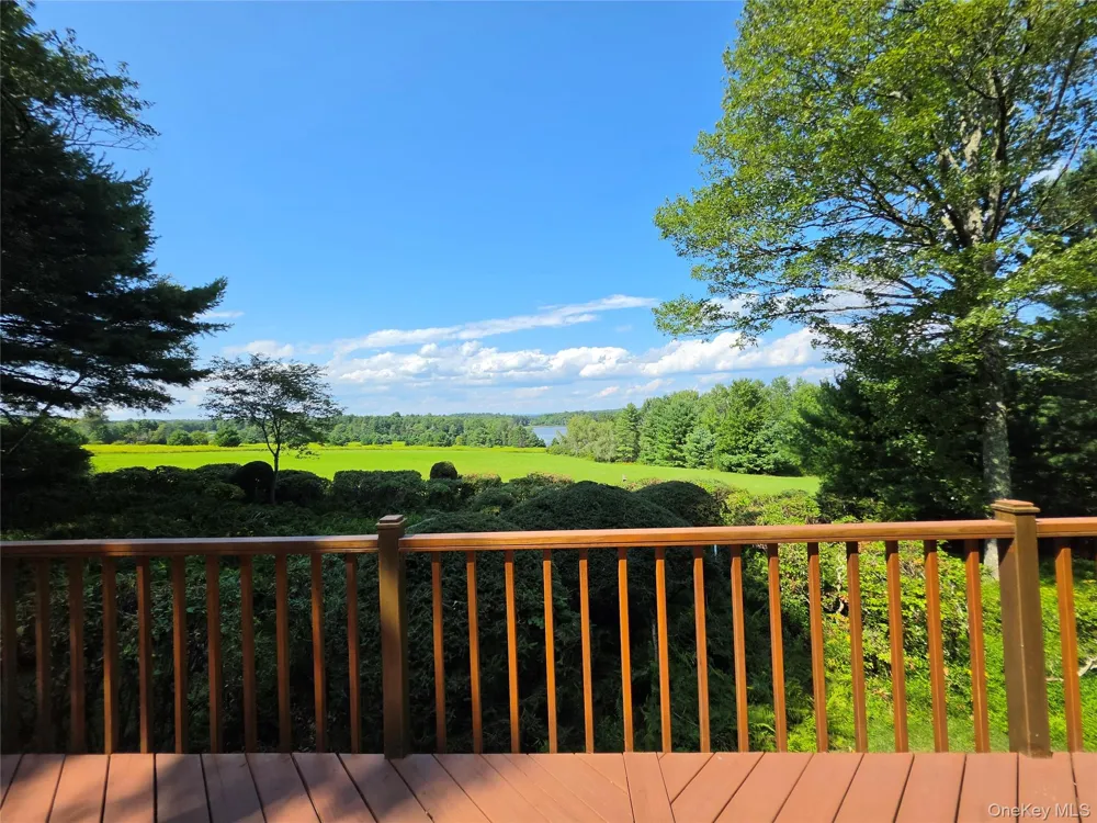 74 Oxford Drive White Lake, NY 12786