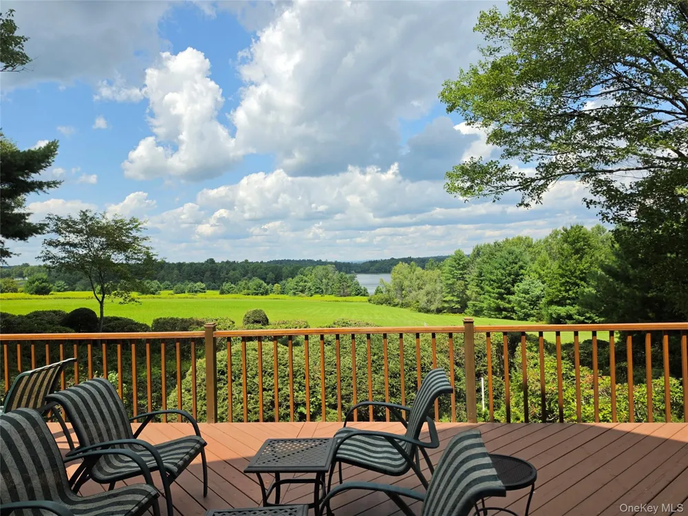 74 Oxford Drive White Lake, NY 12786