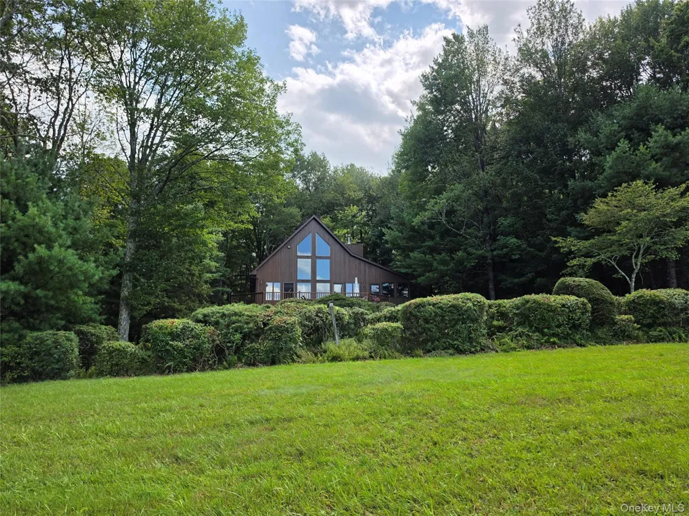 74 Oxford Drive White Lake, NY 12786