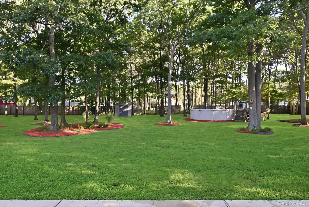 3 Mulligan Drive Medford, NY 11763